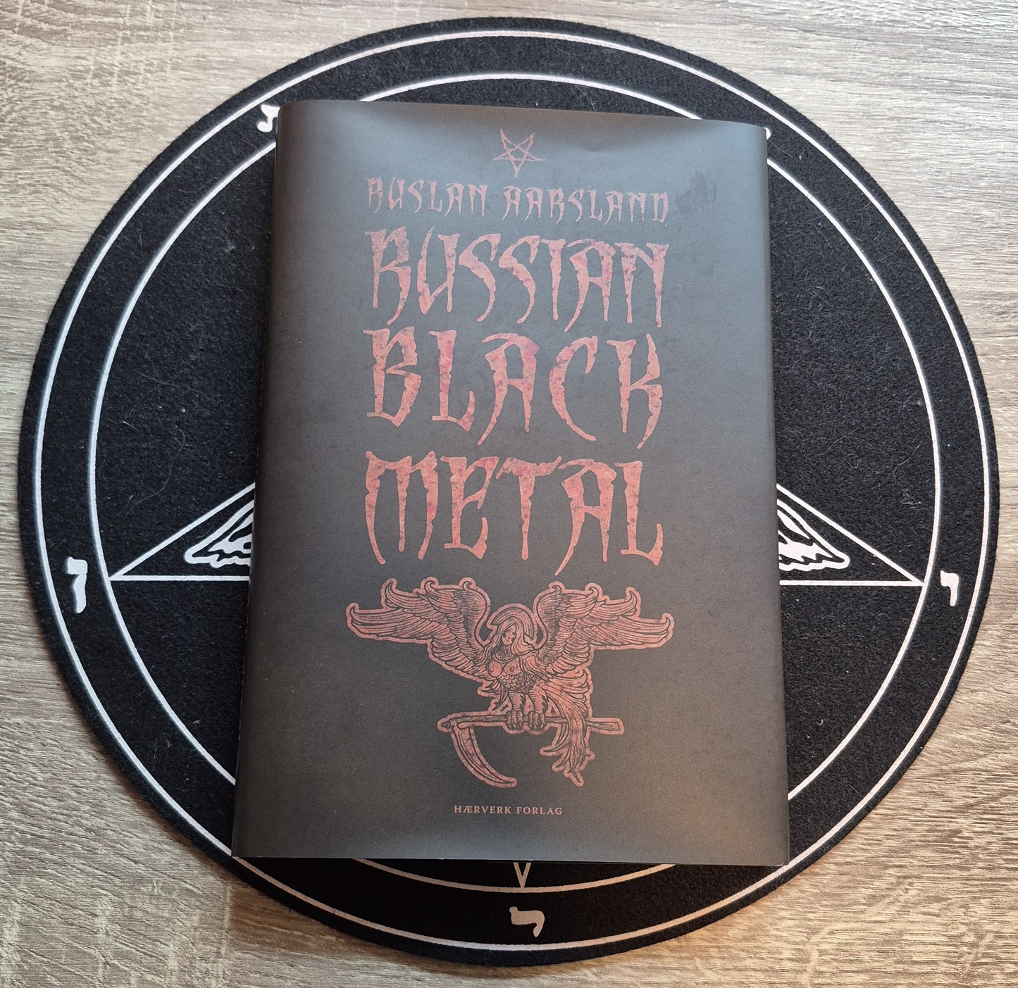 RUSSIAN BLACK METAL - BOOK
