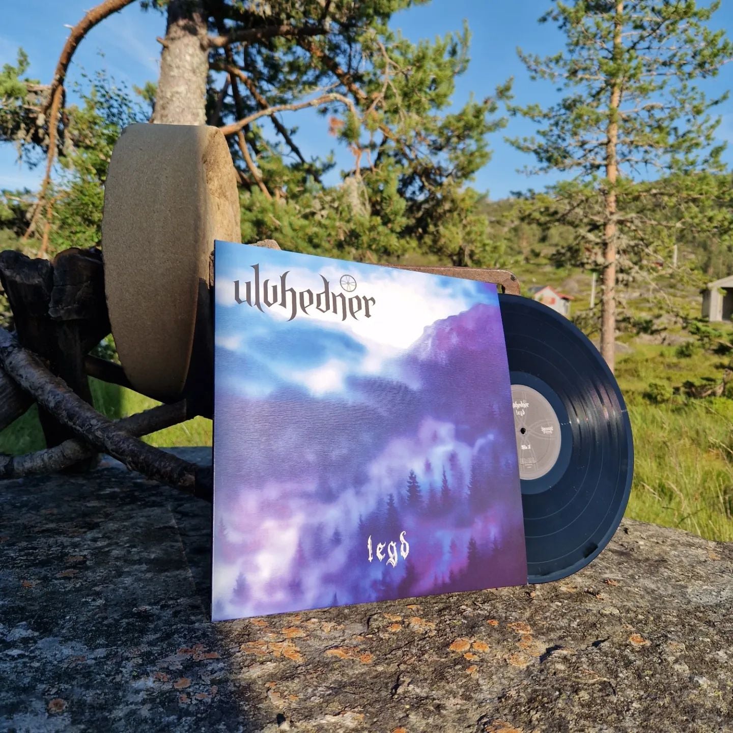 ULVHEDNER - Legd LP